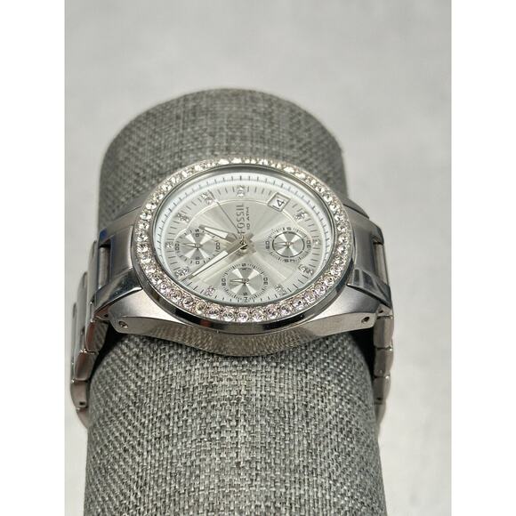 Fossil Watch Womens 37mm Pave Bezel Decker Chrono Date Silver Tone New Battery - Picture 2 of 11